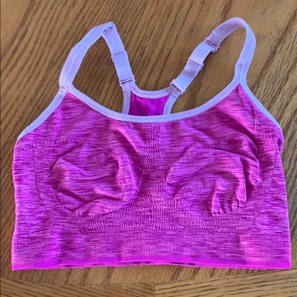 Old Navy sports bra - Picture 1 of 3